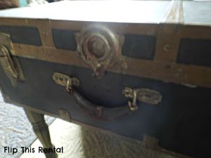 Upcycled Trunk Side Table and Blanket Storage | Flip This Rental